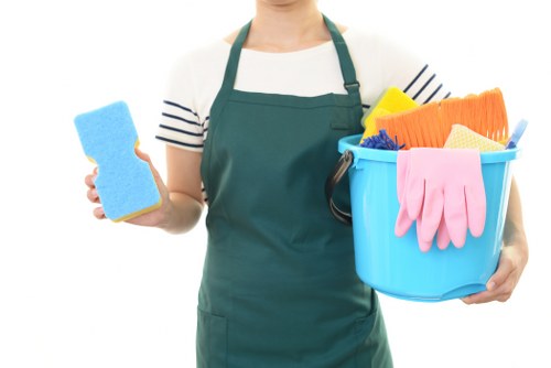 House clearance service in TW10 with furniture removal
