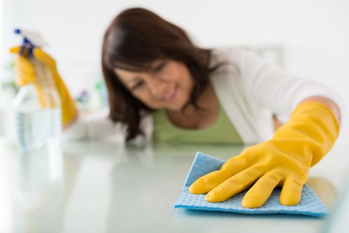 Tenant inspection-ready property after end of tenancy cleaning in TW10