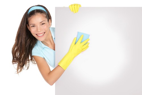 Final floor cleaning and protective treatment for TW10 interiors